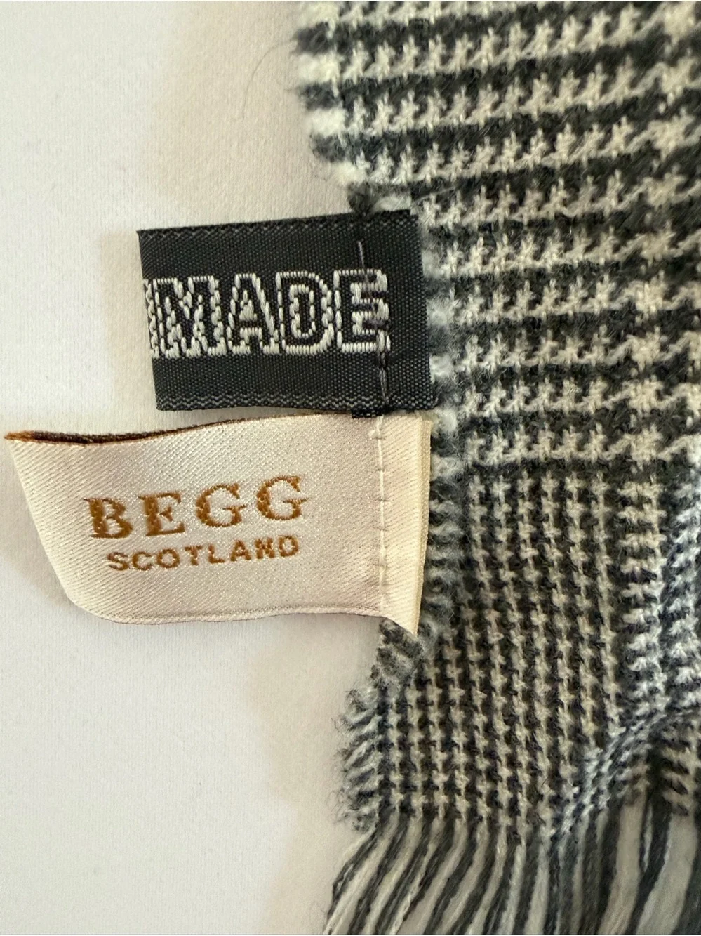 Begg Scotland 100% merino wool scarf